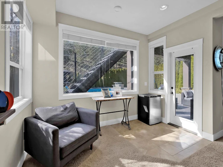 1088 Peak Point Drive, West Kelowna, BC, V1Z 4A9 - 37