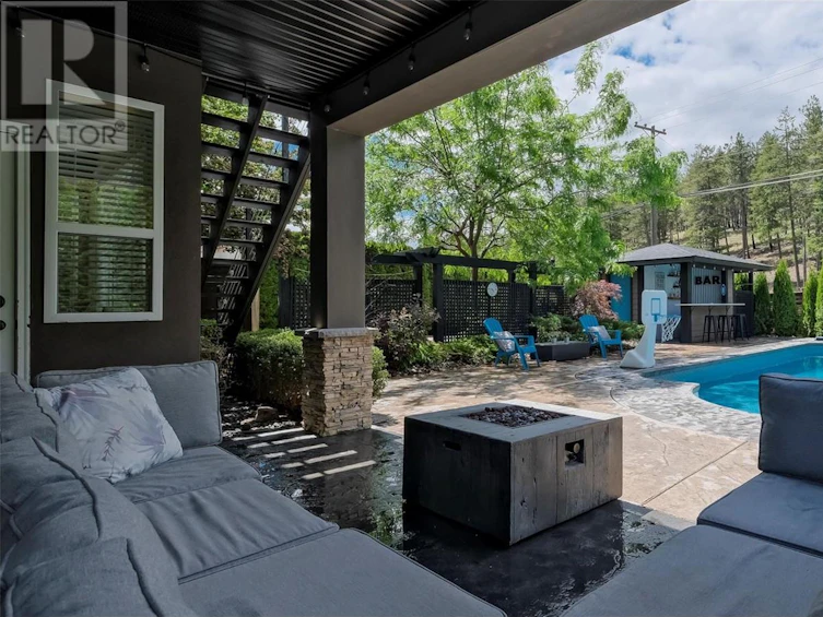 1088 Peak Point Drive, West Kelowna, BC, V1Z 4A9 - 39