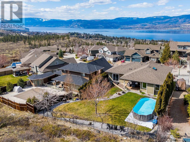 812 Kuipers Crescent, Kelowna, BC, V1W 5C9 - 2