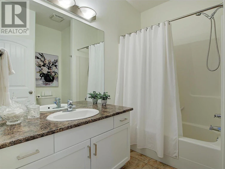 812 Kuipers Crescent, Kelowna, BC, V1W 5C9 - 20