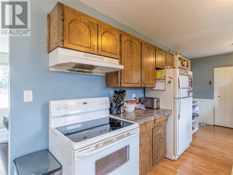 154 Helmcken Drive, Kamloops, BC, V0E 1N0 - 4