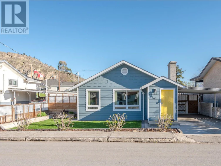 566 Church Avenue, Oliver, BC, V0H 1T0 - 2