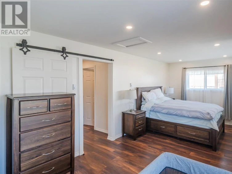 566 Church Avenue, Oliver, BC, V0H 1T0 - 31
