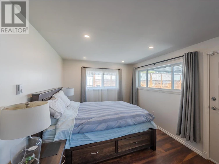 566 Church Avenue, Oliver, BC, V0H 1T0 - 26