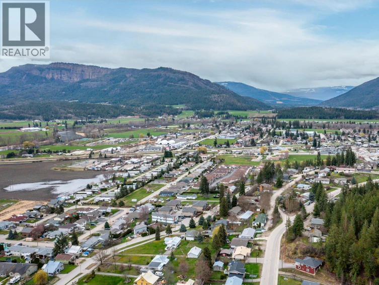 102-173 Salmon Arm Drive, Enderby, BC, V4Y 4C4 - 32