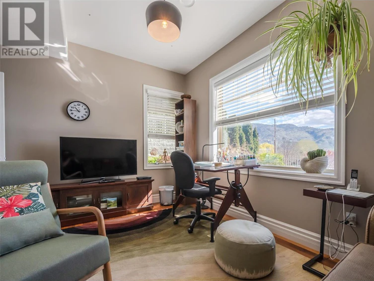 6208 89th Street, Osoyoos, BC, V0H 1V1 - 9