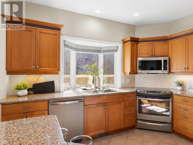 6-4520 Gallaghers Lookout, Kelowna, BC, V1W 3Z8 - 10