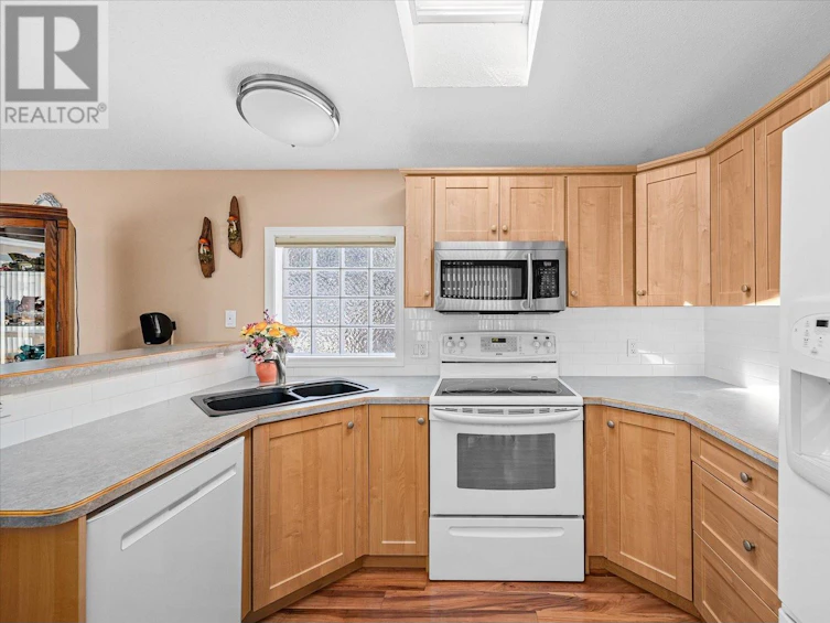 14-1835 Nancee Way Court, Westbank, BC, V1Z 4C1 - 3