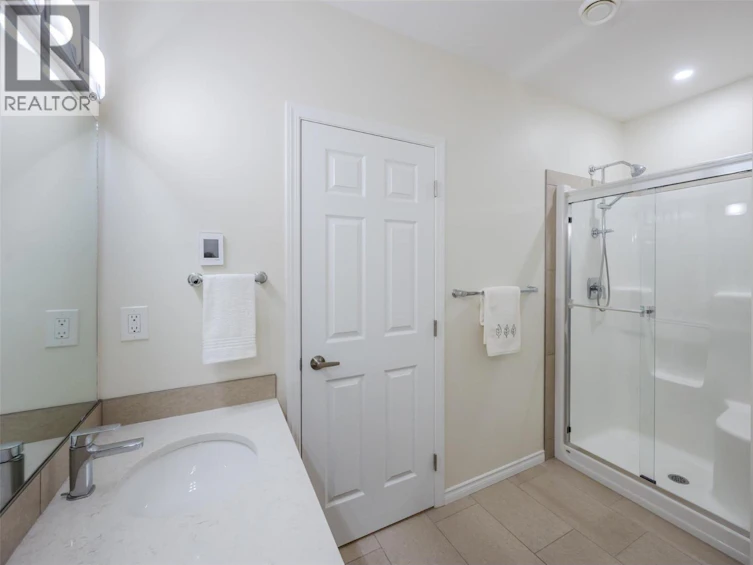 1204-3346 Skaha Lake Road, Penticton, BC, V2A 0H6 - 20
