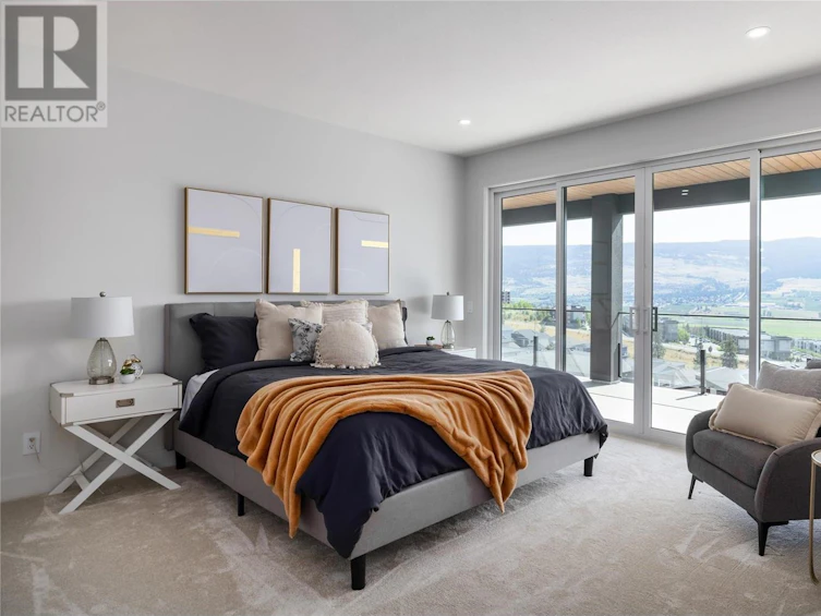 709 Carleton Street, Kelowna, BC, V1V 0J2 - 10