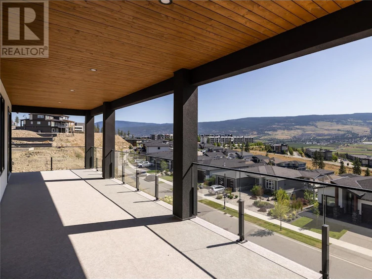 709 Carleton Street, Kelowna, BC, V1V 0J2 - 31