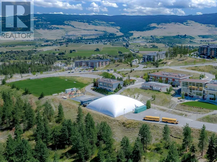 655 Kingswood Terrace, Kelowna, BC, V1V 0J2 - 4