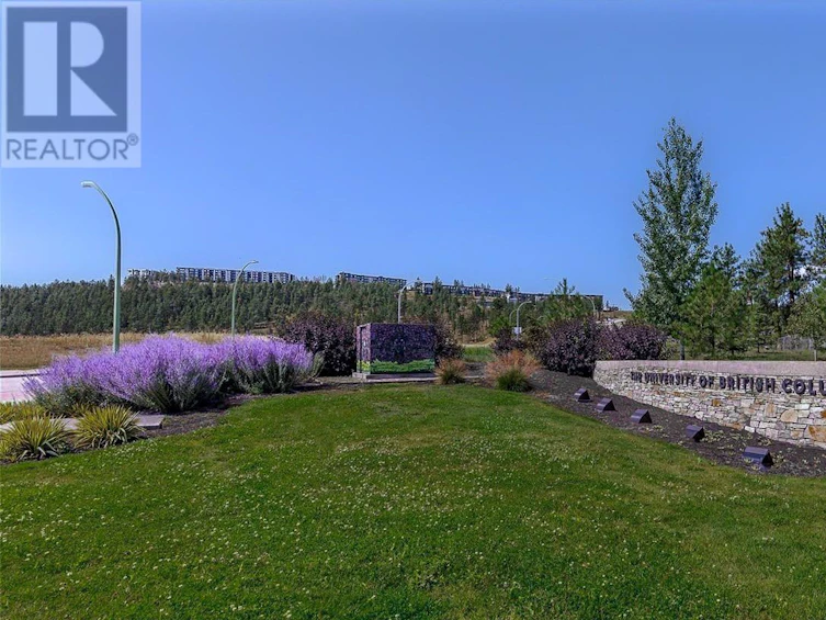 671 Kingswood Terrace, Kelowna, BC, V1V 0J2 - 12