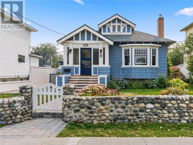 619 St Paul Street, Kamloops, BC, V2C 2K1