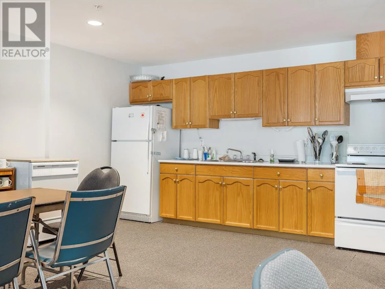 311-3806 35 Avenue, Vernon, BC, V1T 9N6 - 12