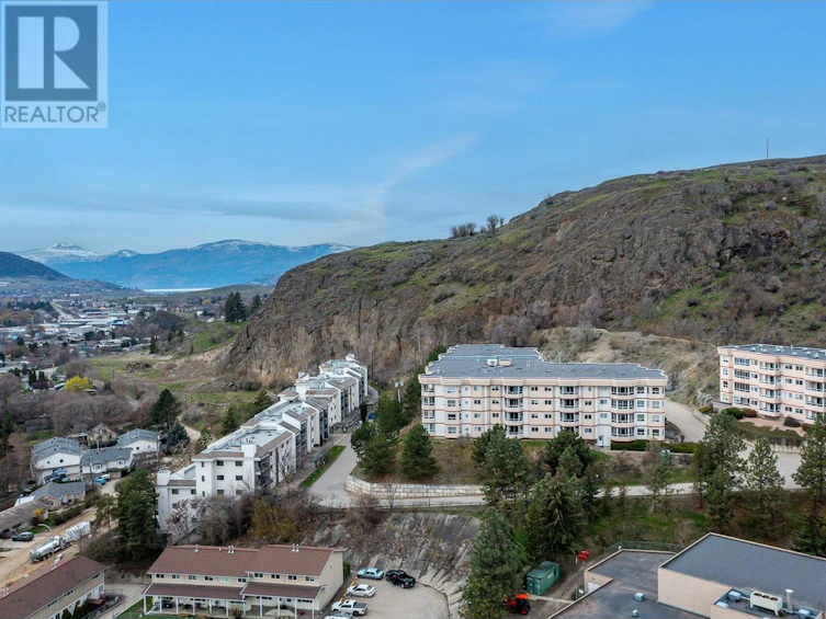 311-3806 35 Avenue, Vernon, BC, V1T 9N6 - 35