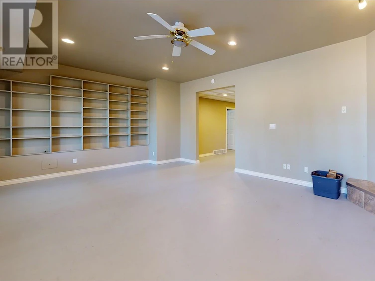 6399 Moose Point Drive, 70 Mile House, BC, V0K 2K1 - 28
