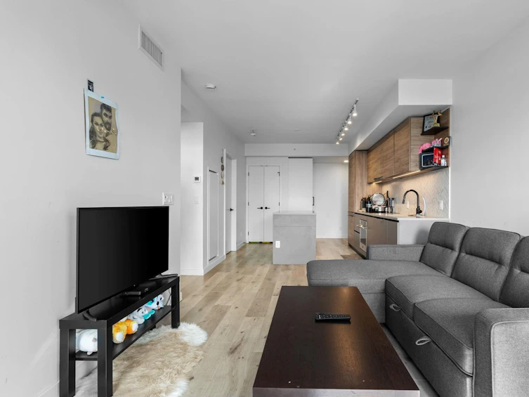 3012-10448 University, Surrey, BC, V3T 0S7 - 5