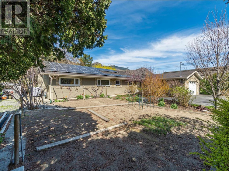 5198 Kipp Road, Kamloops, BC, V2C 4T2 - 11