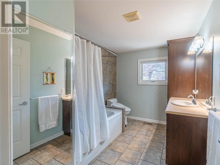 5198 Kipp Road, Kamloops, BC, V2C 4T2 - 29