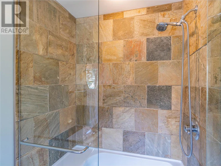 5198 Kipp Road, Kamloops, BC, V2C 4T2 - 31