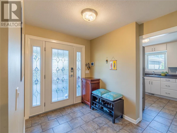 5198 Kipp Road, Kamloops, BC, V2C 4T2 - 35