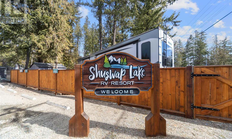 Lot 85-5363 Squilax Anglemont Road