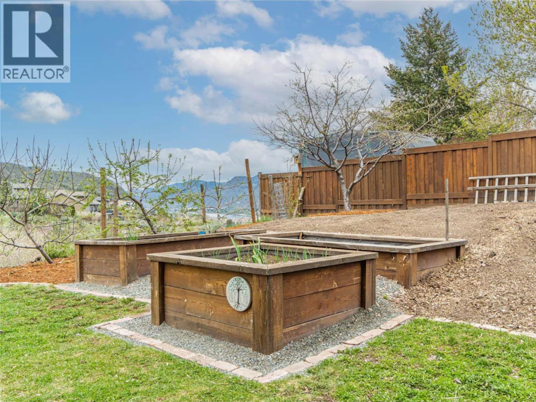 772 W Battle Street, Kamloops, BC, V2C 1H6 - 56
