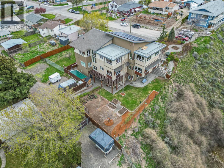 772 W Battle Street, Kamloops, BC, V2C 1H6 - 70
