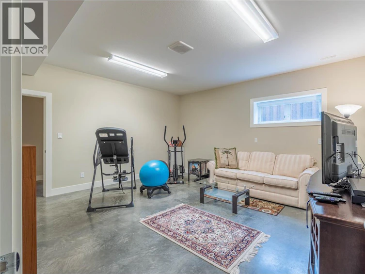 772 W Battle Street, Kamloops, BC, V2C 1H6 - 41