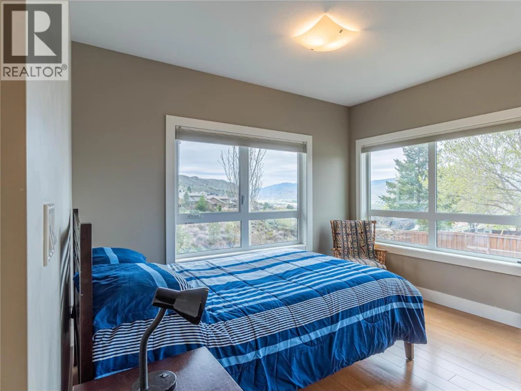 772 W Battle Street, Kamloops, BC, V2C 1H6 - 46