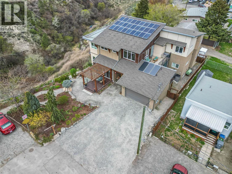 772 W Battle Street, Kamloops, BC, V2C 1H6 - 78