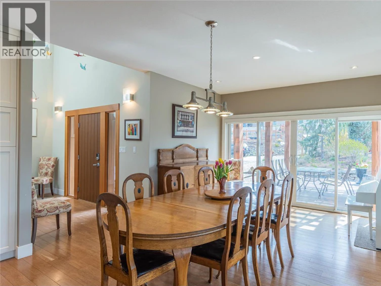 772 W Battle Street, Kamloops, BC, V2C 1H6 - 5