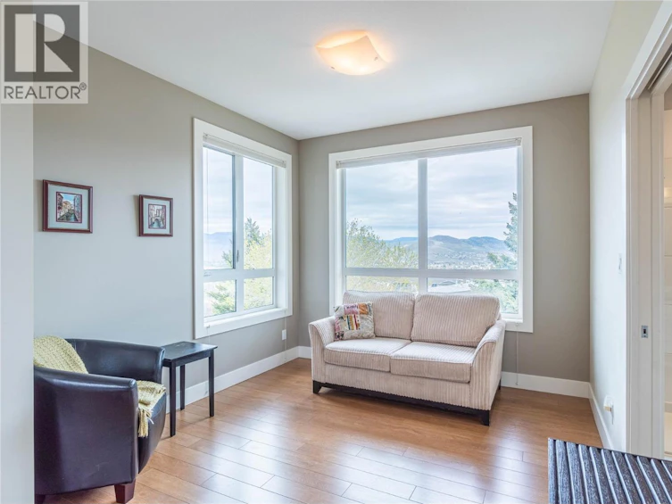 772 W Battle Street, Kamloops, BC, V2C 1H6 - 17