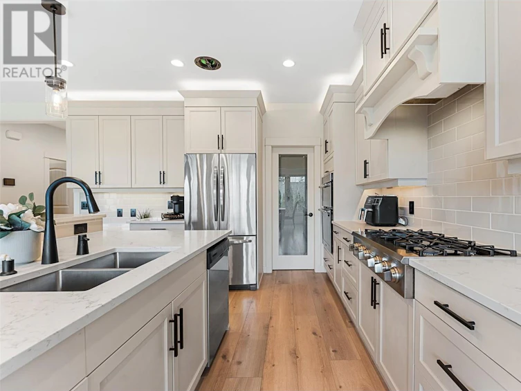 444 Cavell Place, Kelowna, BC, V1W 5A3 - 11