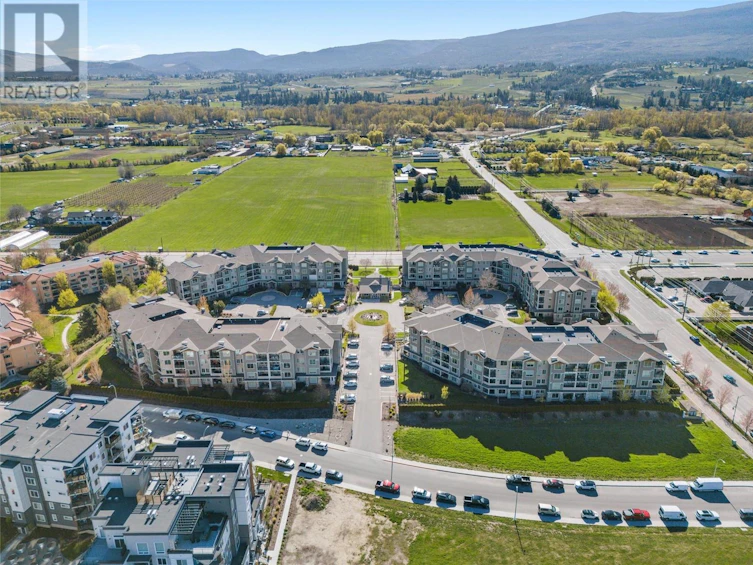 315-3731 Casorso Road, Kelowna, BC, V1W 5E9 - 31