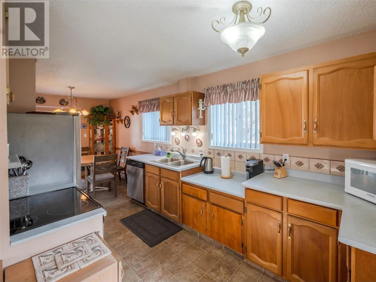 1298 Kensington Street, Penticton, BC, V2A 4N4 - 10