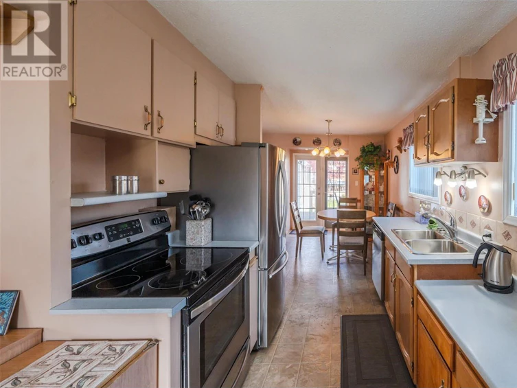 1298 Kensington Street, Penticton, BC, V2A 4N4 - 11