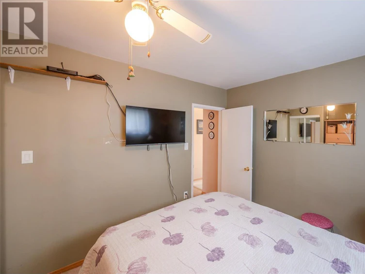 1298 Kensington Street, Penticton, BC, V2A 4N4 - 19