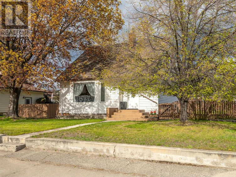1298 Kensington Street, Penticton, BC, V2A 4N4 - 4