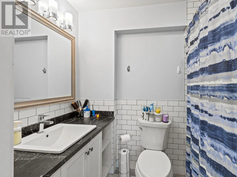 919 Dominion Street, Kamloops, BC, V2C 2Y3 - 58