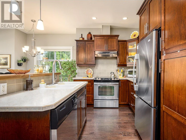 101-3606 25 Avenue, Vernon, BC, V1T 1P3 - 3