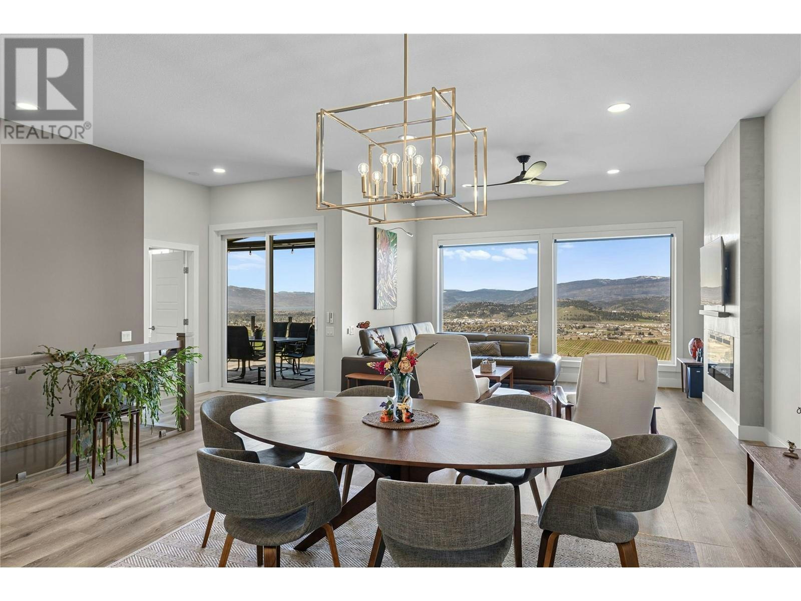 1950 Tallgrass Trail, Kelowna, BC, V1P 1T7 - 2