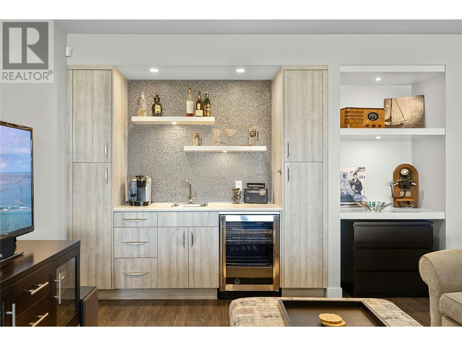 1950 Tallgrass Trail, Kelowna, BC, V1P 1T7 - 37