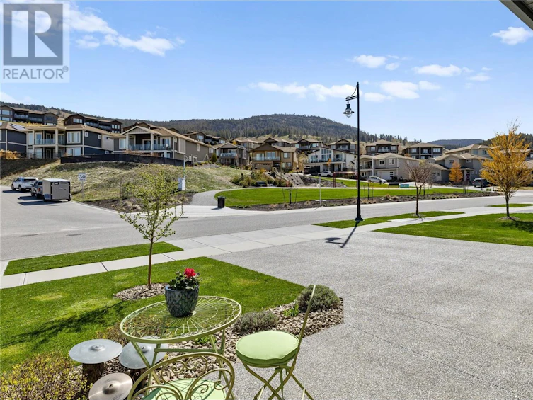 1950 Tallgrass Trail, Kelowna, BC, V1P 1T7 - 52