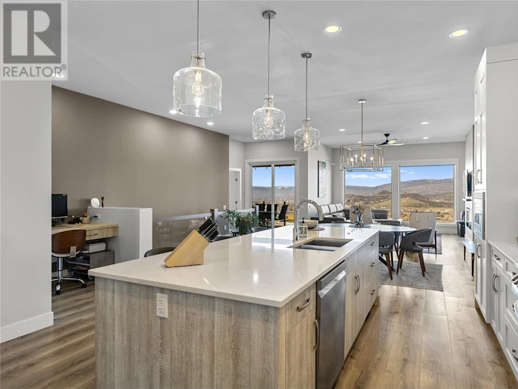 1950 Tallgrass Trail, Kelowna, BC, V1P 1T7 - 6