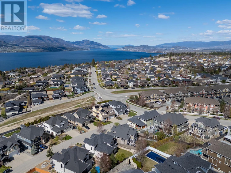 5507 Lee Lane, Kelowna, BC, V1W 5H2 - 6