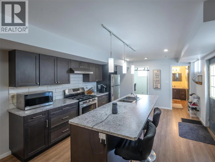 445 5 Road, Oliver, BC, V0H 1T1 - 52