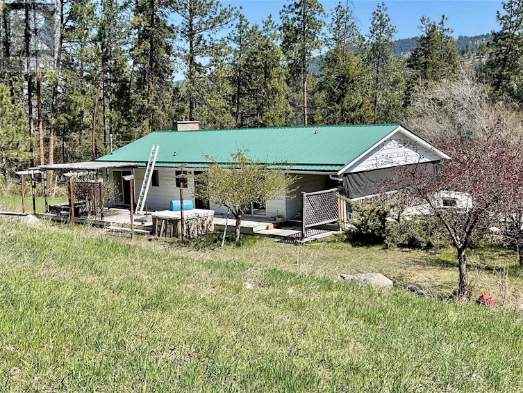 1715 33 Highway, Rock Creek, BC, V0H 1Y0 - 11