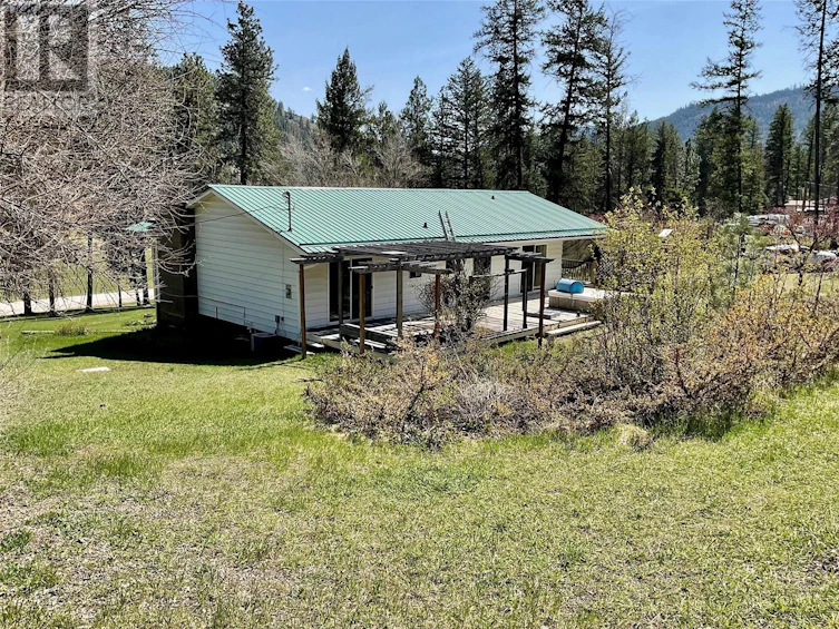 1715 33 Highway, Rock Creek, BC, V0H 1Y0 - 12